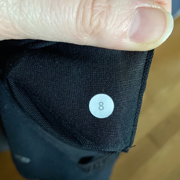 Lululemon tank - Picture 3 of 3